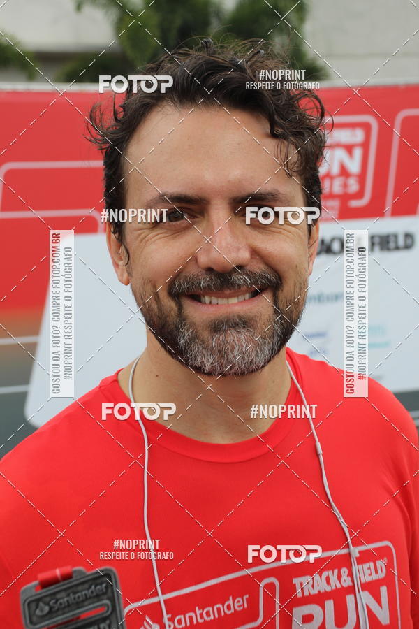 Buy your photos of the eventSantander Track & Field Run Series - Shopping Tambor on Fotop