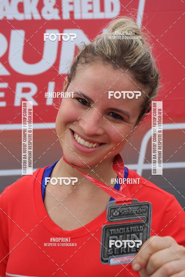 Buy your photos of the eventSantander Track & Field Run Series - Shopping Tambor on Fotop