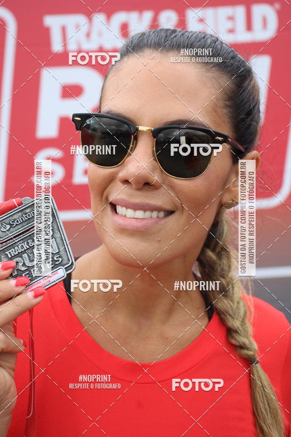 Buy your photos of the eventSantander Track & Field Run Series - Shopping Tambor on Fotop