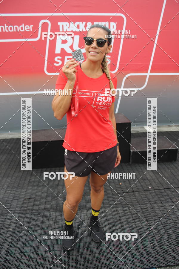 Buy your photos of the eventSantander Track & Field Run Series - Shopping Tambor on Fotop