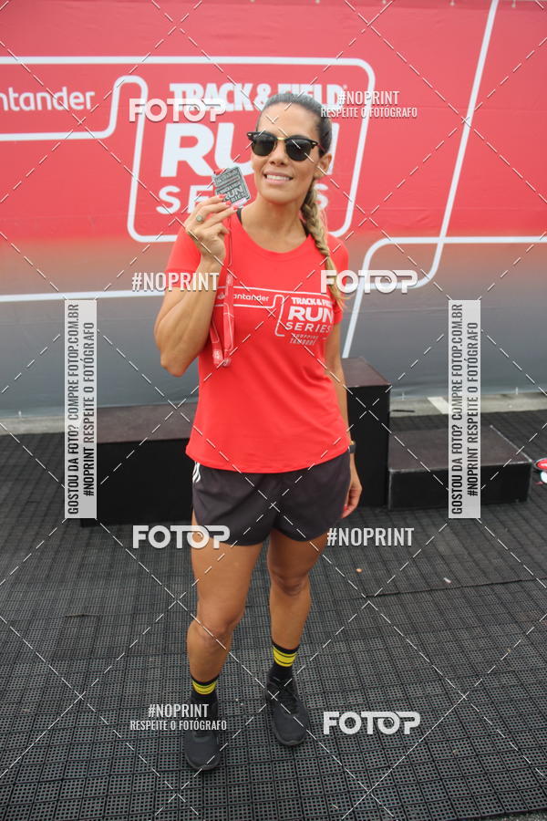 Buy your photos of the eventSantander Track & Field Run Series - Shopping Tambor on Fotop