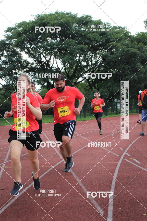 Buy your photos of the eventSantander Track & Field Run Series - Shopping Tambor on Fotop
