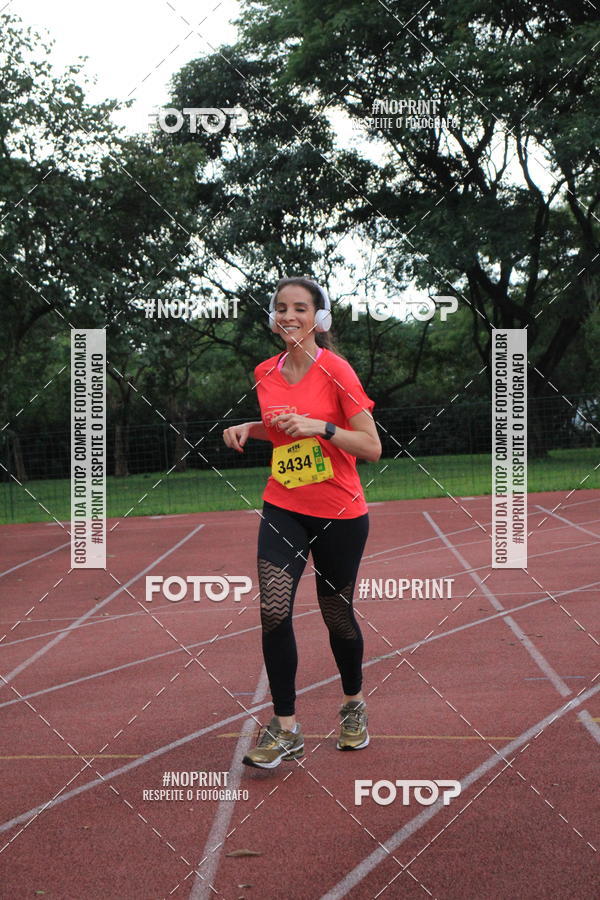 Buy your photos of the eventSantander Track & Field Run Series - Shopping Tambor on Fotop