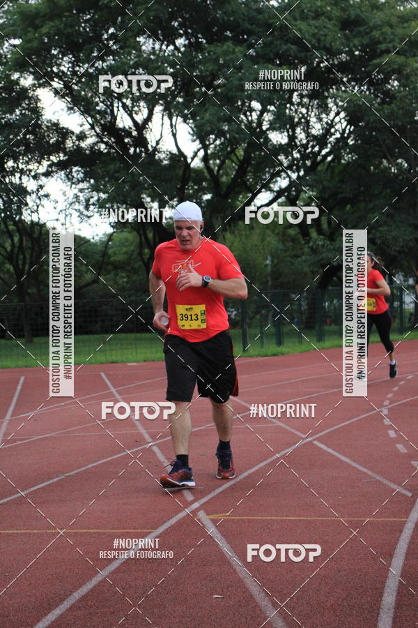 Buy your photos of the eventSantander Track & Field Run Series - Shopping Tambor on Fotop