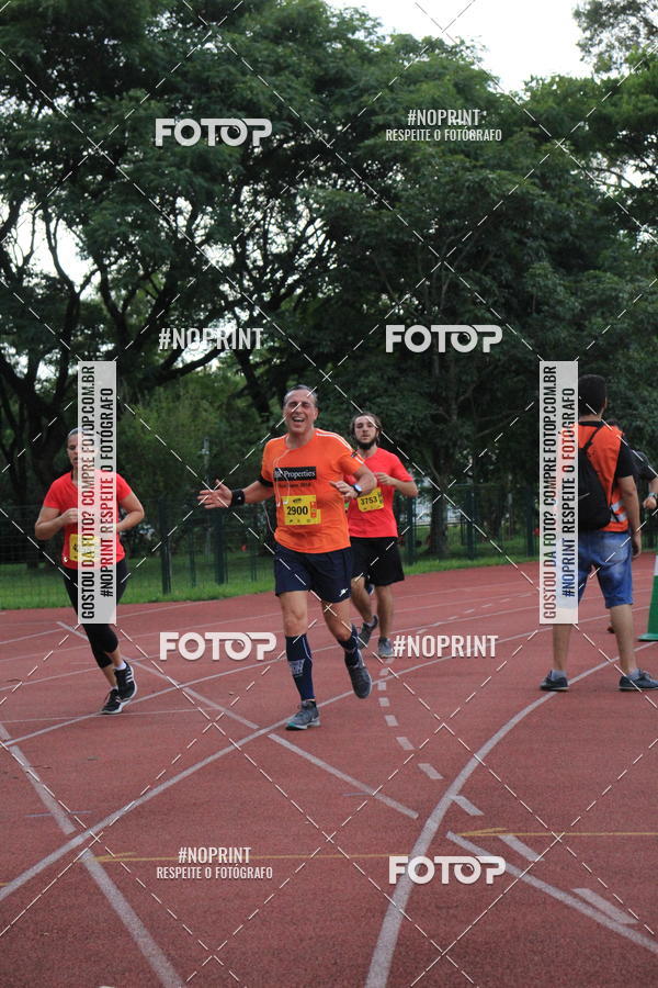 Buy your photos of the eventSantander Track & Field Run Series - Shopping Tambor on Fotop
