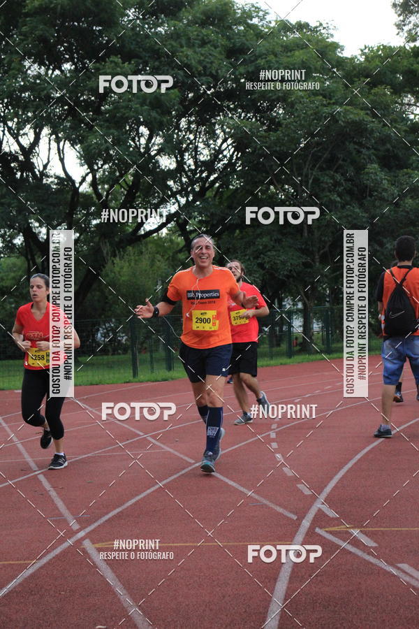 Buy your photos of the eventSantander Track & Field Run Series - Shopping Tambor on Fotop