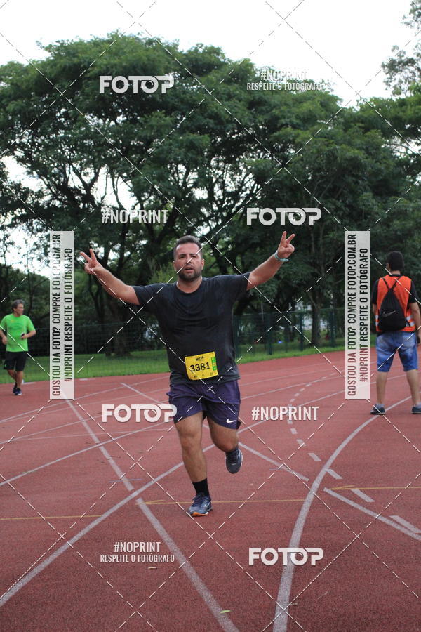 Buy your photos of the eventSantander Track & Field Run Series - Shopping Tambor on Fotop