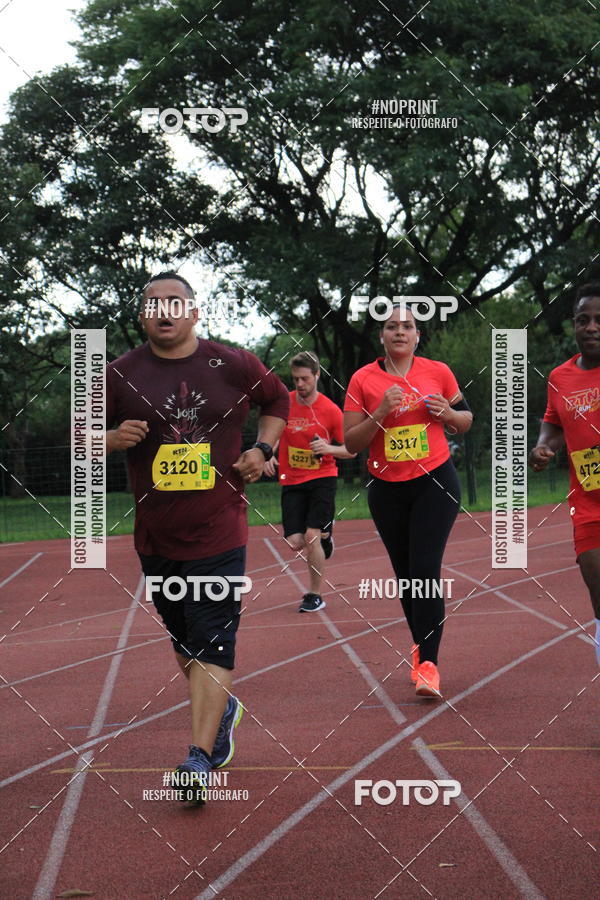 Buy your photos of the eventSantander Track & Field Run Series - Shopping Tambor on Fotop