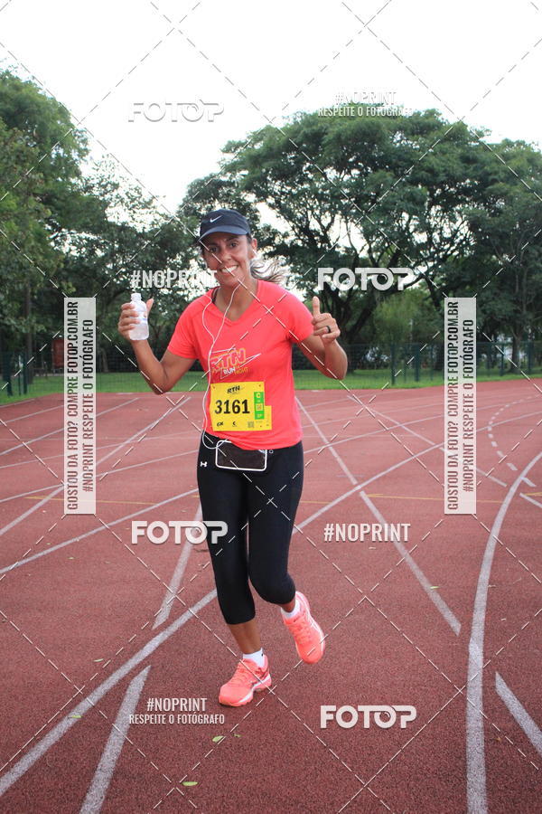 Buy your photos of the eventSantander Track & Field Run Series - Shopping Tambor on Fotop