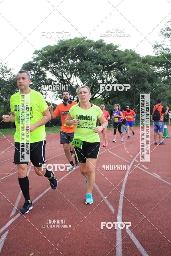 Buy your photos of the eventSantander Track & Field Run Series - Shopping Tambor on Fotop