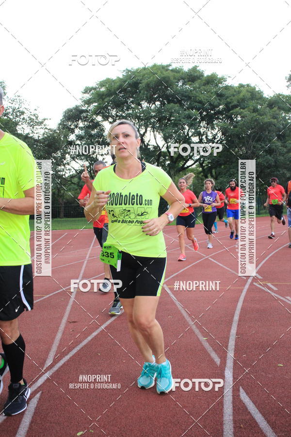 Buy your photos of the eventSantander Track & Field Run Series - Shopping Tambor on Fotop
