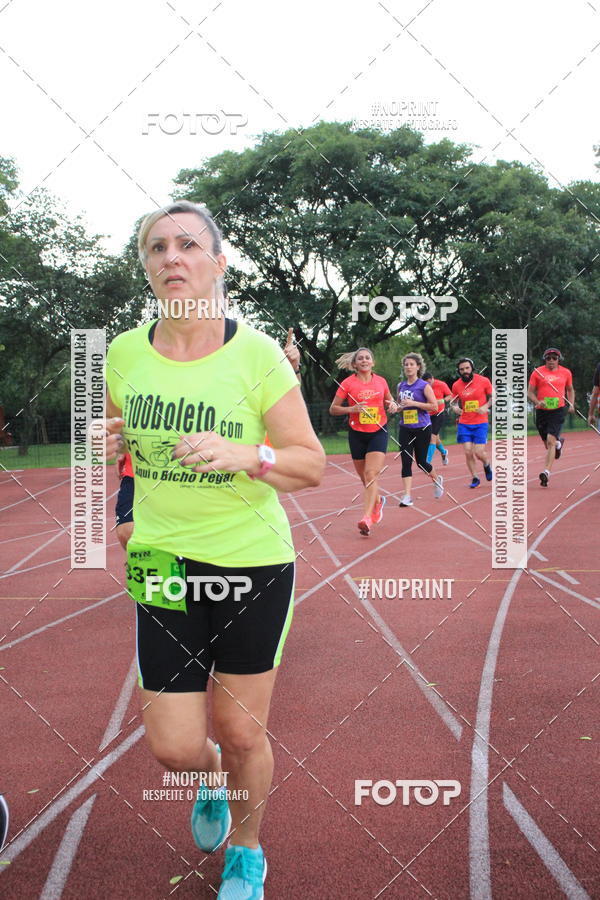 Buy your photos of the eventSantander Track & Field Run Series - Shopping Tambor on Fotop