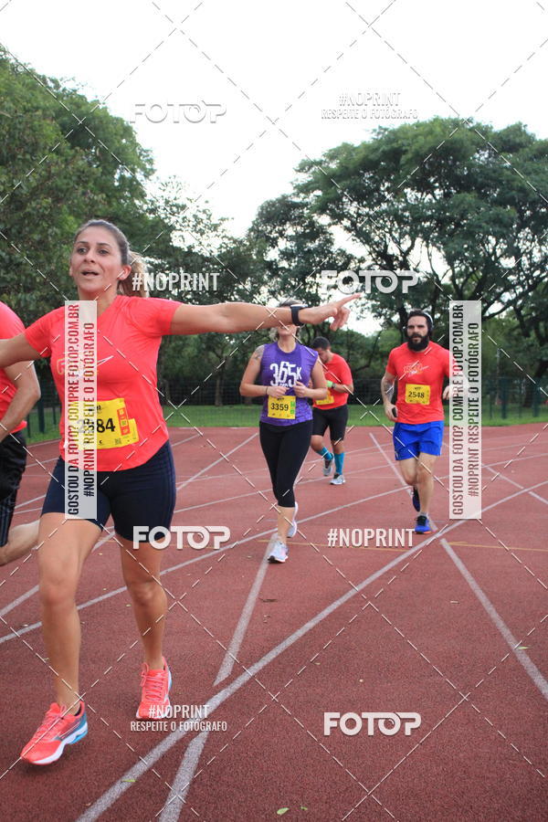 Buy your photos of the eventSantander Track & Field Run Series - Shopping Tambor on Fotop