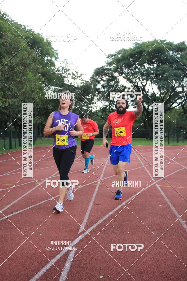 Buy your photos of the eventSantander Track & Field Run Series - Shopping Tambor on Fotop