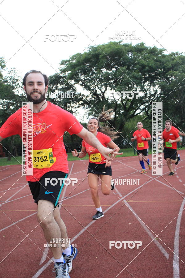 Buy your photos of the eventSantander Track & Field Run Series - Shopping Tambor on Fotop