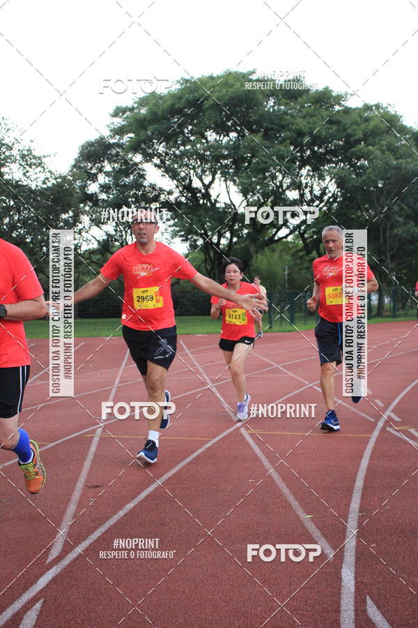 Buy your photos of the eventSantander Track & Field Run Series - Shopping Tambor on Fotop