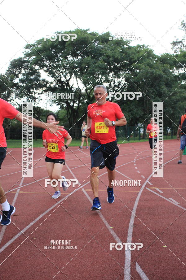 Buy your photos of the eventSantander Track & Field Run Series - Shopping Tambor on Fotop