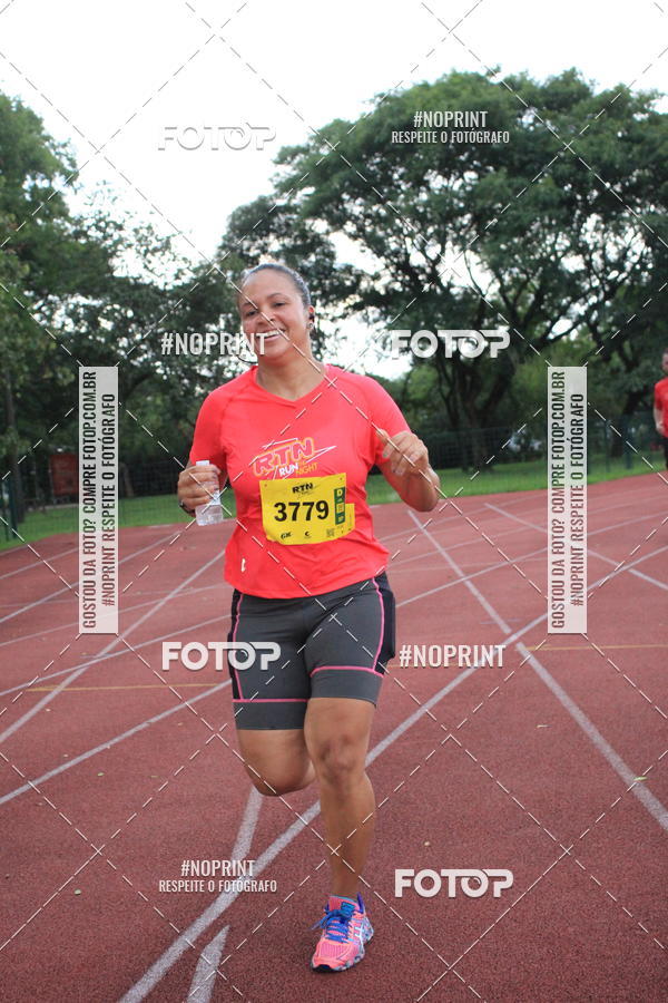 Buy your photos of the eventSantander Track & Field Run Series - Shopping Tambor on Fotop