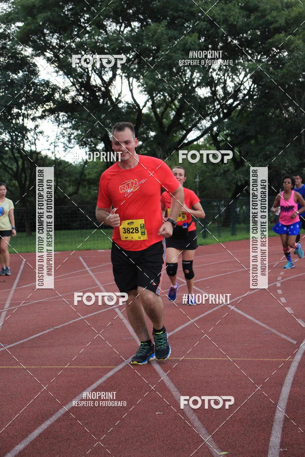 Buy your photos of the eventSantander Track & Field Run Series - Shopping Tambor on Fotop
