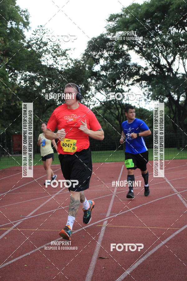 Buy your photos of the eventSantander Track & Field Run Series - Shopping Tambor on Fotop