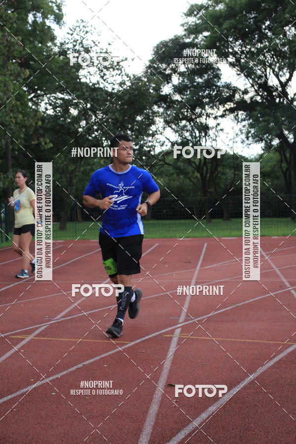 Buy your photos of the eventSantander Track & Field Run Series - Shopping Tambor on Fotop