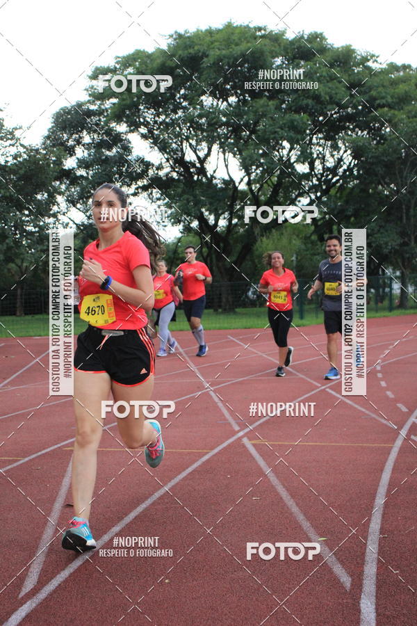 Buy your photos of the eventSantander Track & Field Run Series - Shopping Tambor on Fotop