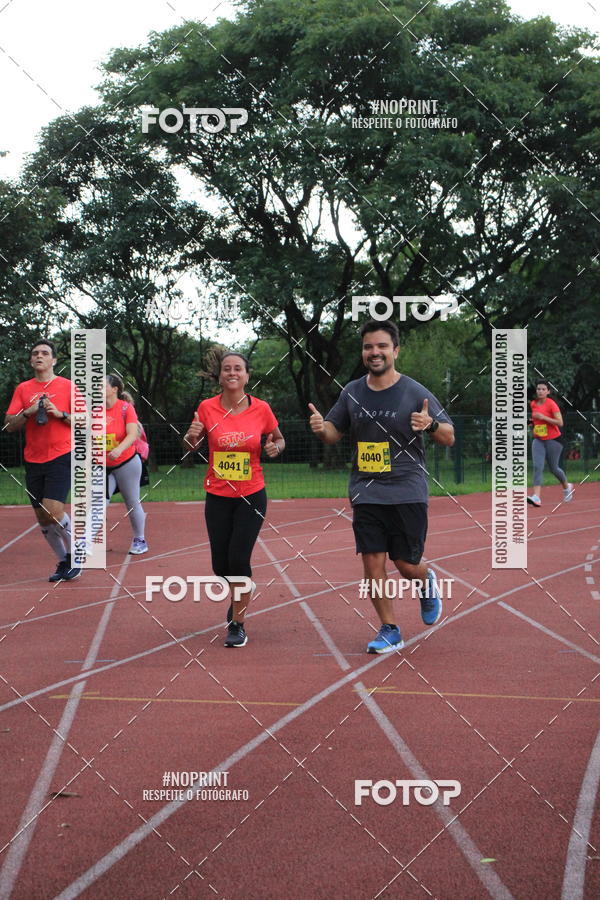 Buy your photos of the eventSantander Track & Field Run Series - Shopping Tambor on Fotop