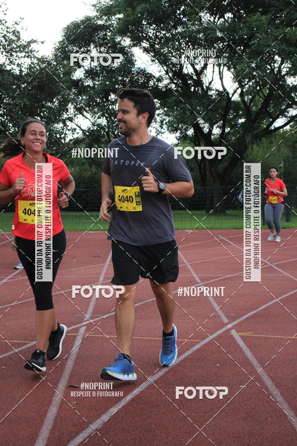 Buy your photos of the eventSantander Track & Field Run Series - Shopping Tambor on Fotop