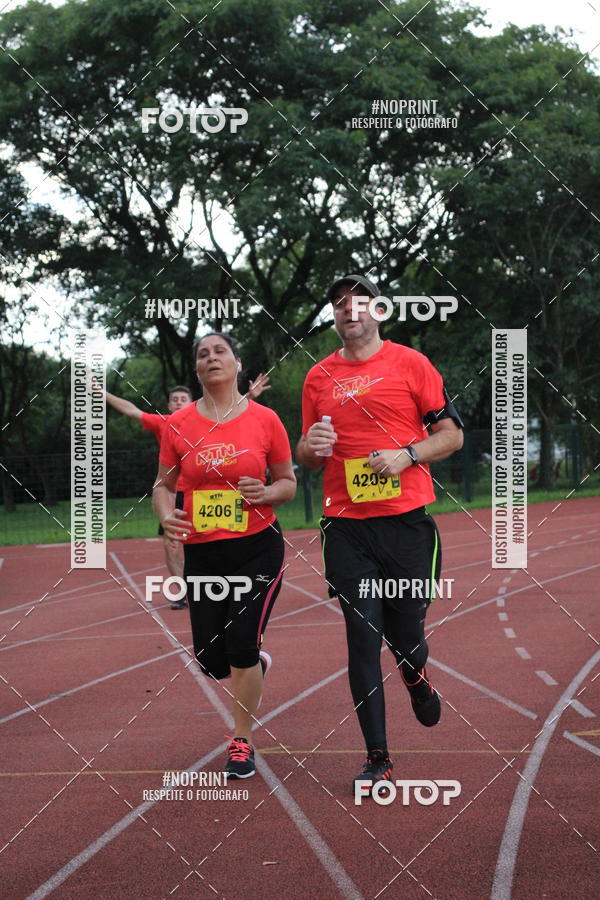 Buy your photos of the eventSantander Track & Field Run Series - Shopping Tambor on Fotop