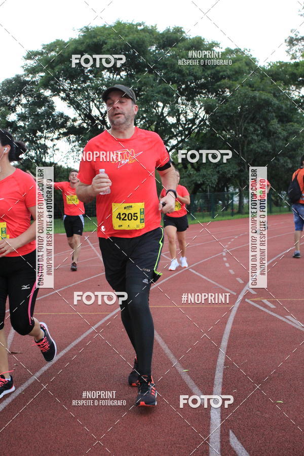 Buy your photos of the eventSantander Track & Field Run Series - Shopping Tambor on Fotop