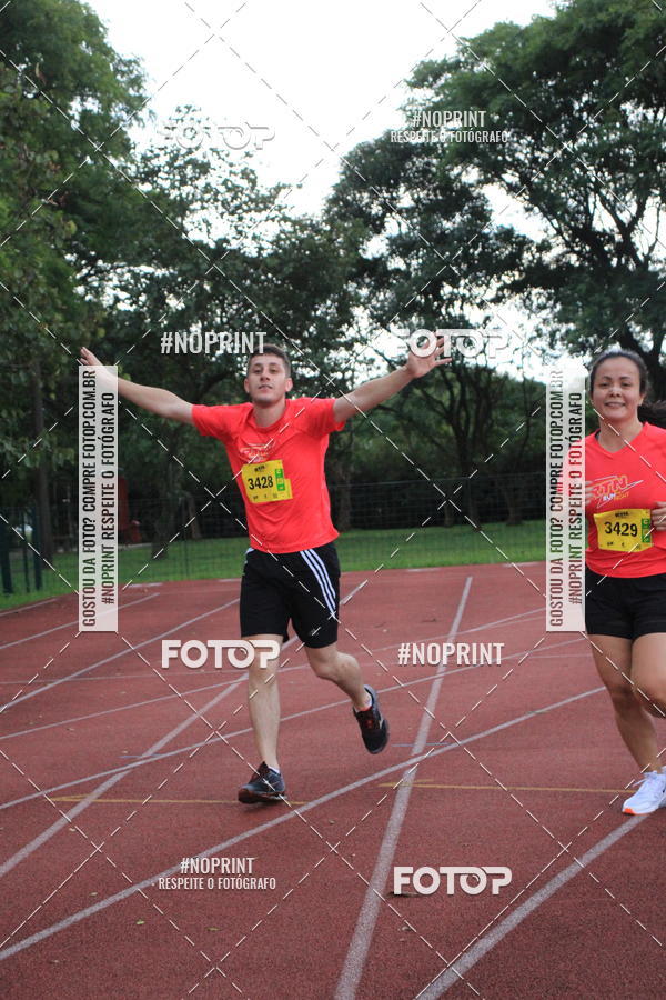 Buy your photos of the eventSantander Track & Field Run Series - Shopping Tambor on Fotop