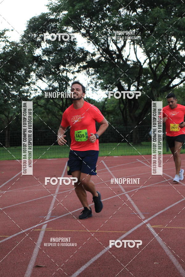 Buy your photos of the eventSantander Track & Field Run Series - Shopping Tambor on Fotop