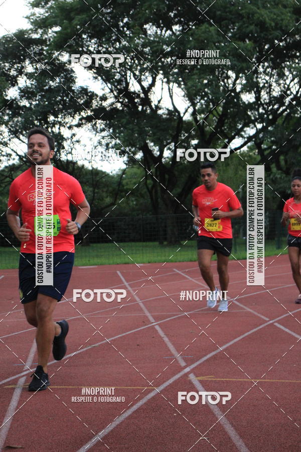 Buy your photos of the eventSantander Track & Field Run Series - Shopping Tambor on Fotop