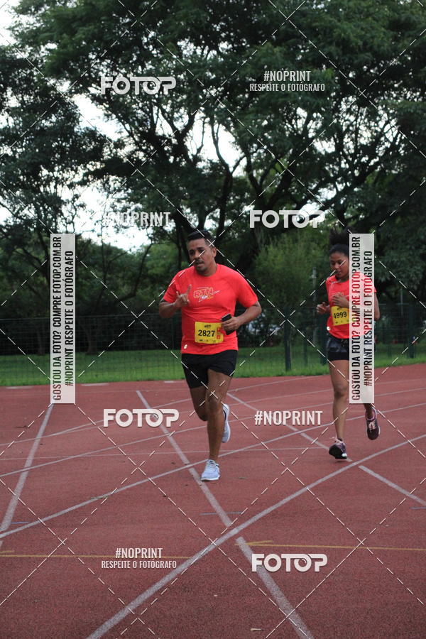 Buy your photos of the eventSantander Track & Field Run Series - Shopping Tambor on Fotop