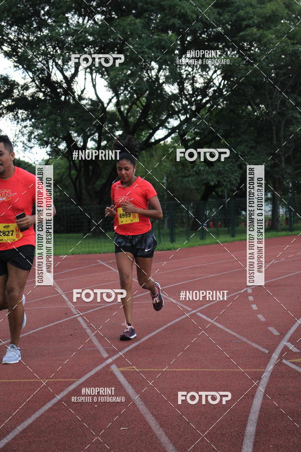 Buy your photos of the eventSantander Track & Field Run Series - Shopping Tambor on Fotop