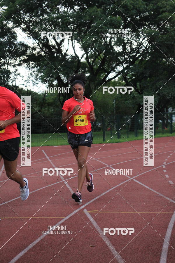 Buy your photos of the eventSantander Track & Field Run Series - Shopping Tambor on Fotop