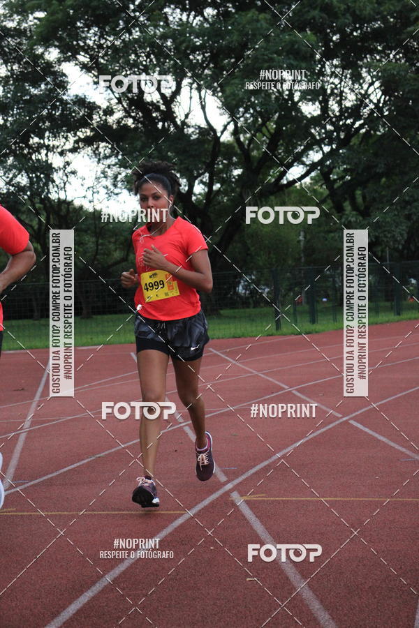 Buy your photos of the eventSantander Track & Field Run Series - Shopping Tambor on Fotop