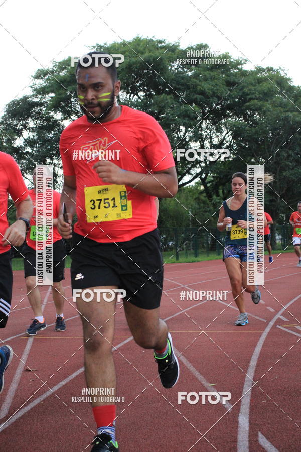 Buy your photos of the eventSantander Track & Field Run Series - Shopping Tambor on Fotop