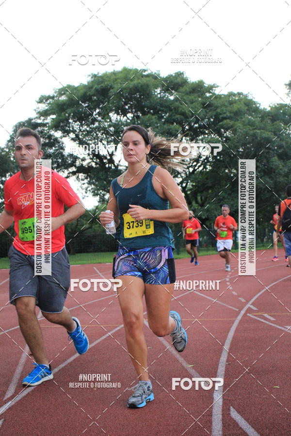 Buy your photos of the eventSantander Track & Field Run Series - Shopping Tambor on Fotop