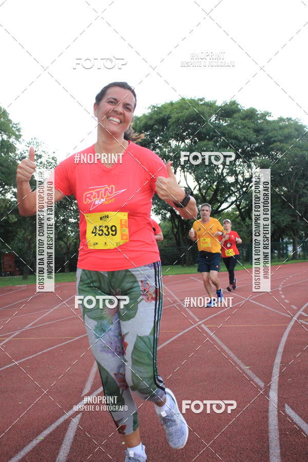 Buy your photos of the eventSantander Track & Field Run Series - Shopping Tambor on Fotop