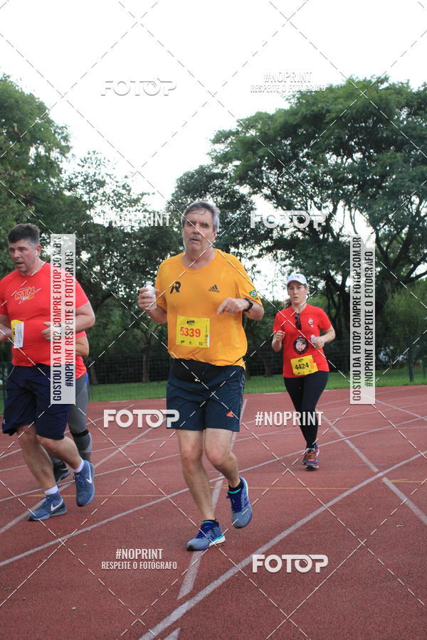 Buy your photos of the eventSantander Track & Field Run Series - Shopping Tambor on Fotop