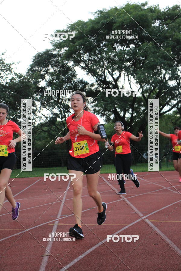 Buy your photos of the eventSantander Track & Field Run Series - Shopping Tambor on Fotop