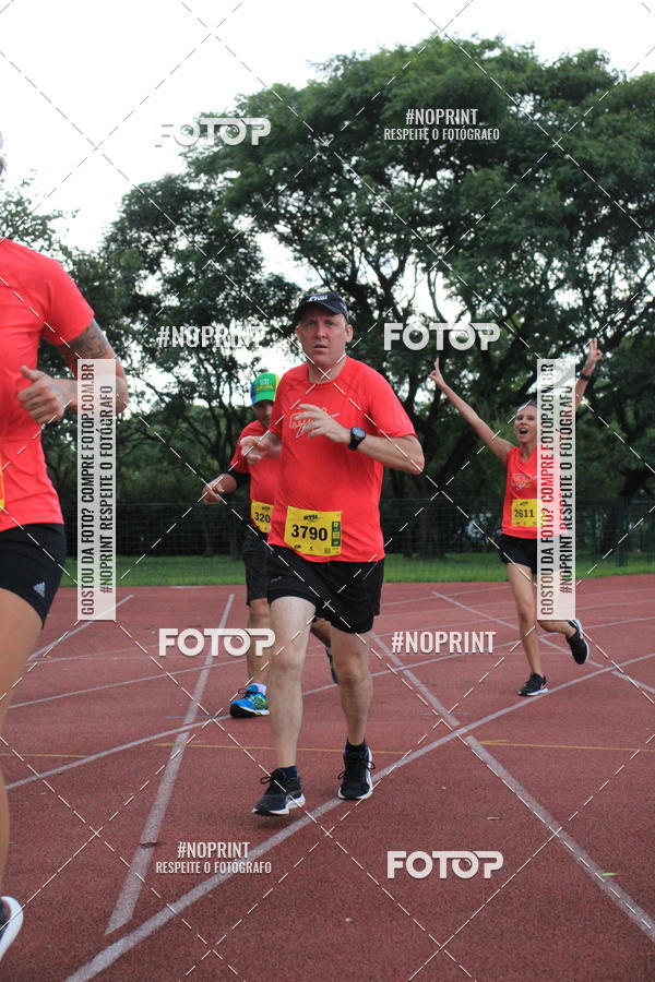 Buy your photos of the eventSantander Track & Field Run Series - Shopping Tambor on Fotop