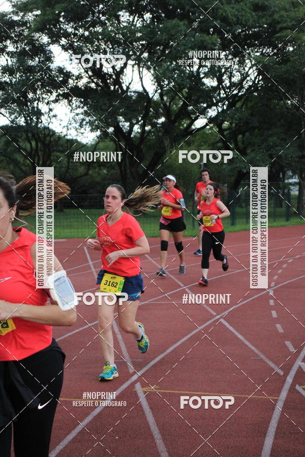Buy your photos of the eventSantander Track & Field Run Series - Shopping Tambor on Fotop