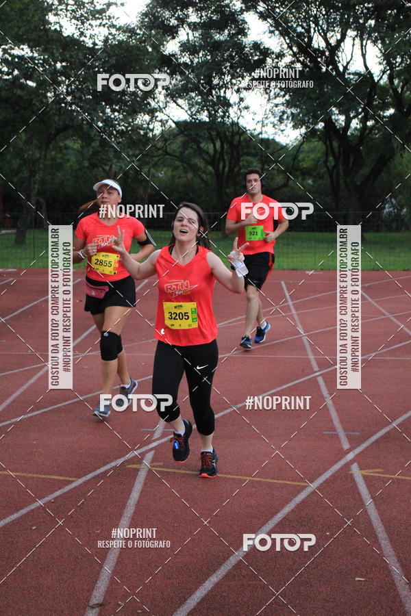 Buy your photos of the eventSantander Track & Field Run Series - Shopping Tambor on Fotop