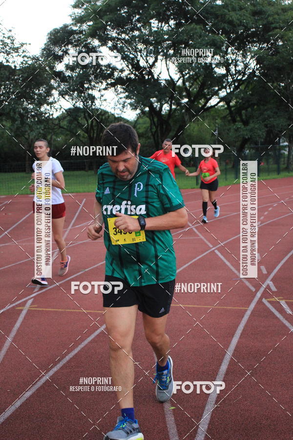 Buy your photos of the eventSantander Track & Field Run Series - Shopping Tambor on Fotop