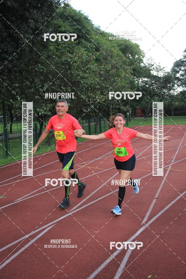 Buy your photos of the eventSantander Track & Field Run Series - Shopping Tambor on Fotop