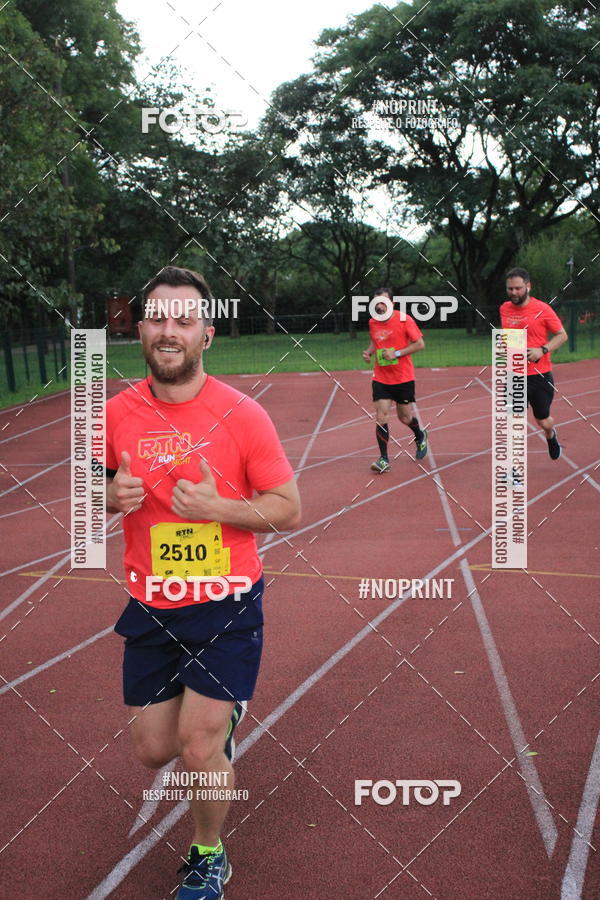 Buy your photos of the eventSantander Track & Field Run Series - Shopping Tambor on Fotop