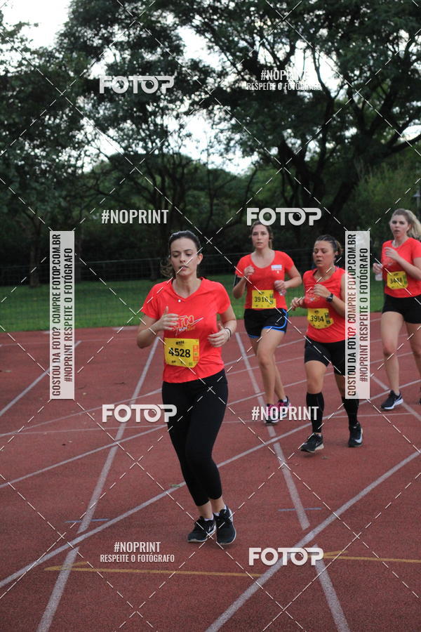 Buy your photos of the eventSantander Track & Field Run Series - Shopping Tambor on Fotop