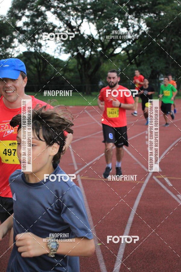 Buy your photos of the eventSantander Track & Field Run Series - Shopping Tambor on Fotop